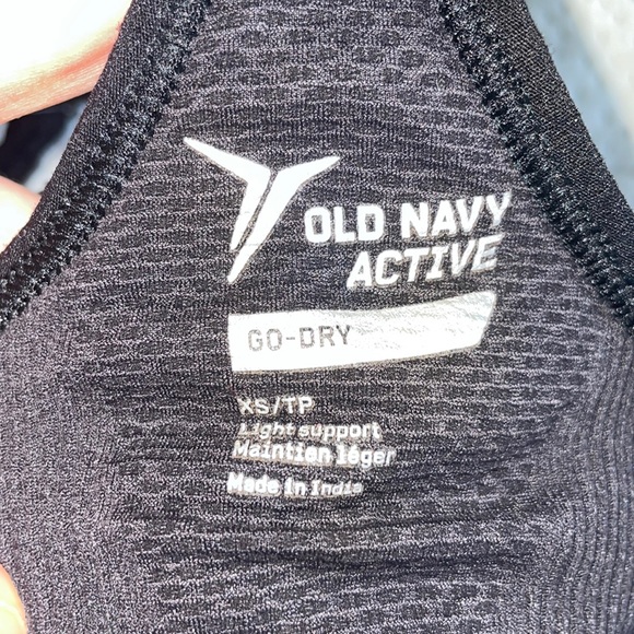 Old Navy Active Sports Bra - Picture 3 of 3